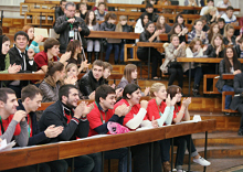 Под Москвой проходит Всероссийская школа-семинар «Стипком— 2013», где студенты из 150 вузов России обучаются грамотно распределять стипендии.